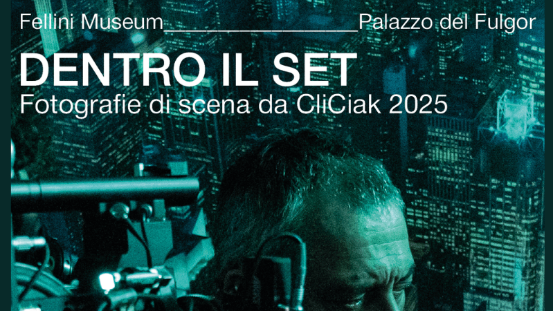 Fotografie di scena da CliCiack 2025 al Museo Fellini di Rimini fino al 26 gennaio 2026